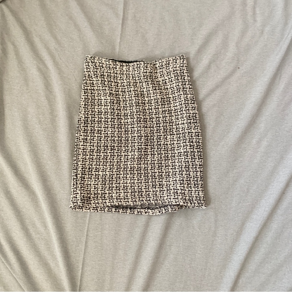 Elegant Black and White Tweed Skirt